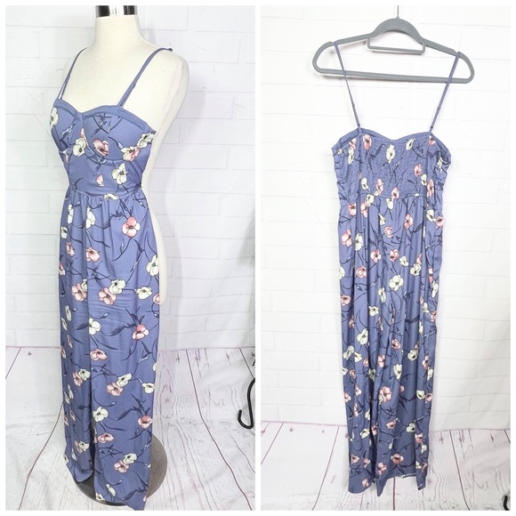 |•BOG COLLECTIVE•| Pretty Lilac Floral Jumpsuit Size Medium - Picture 2 of 10